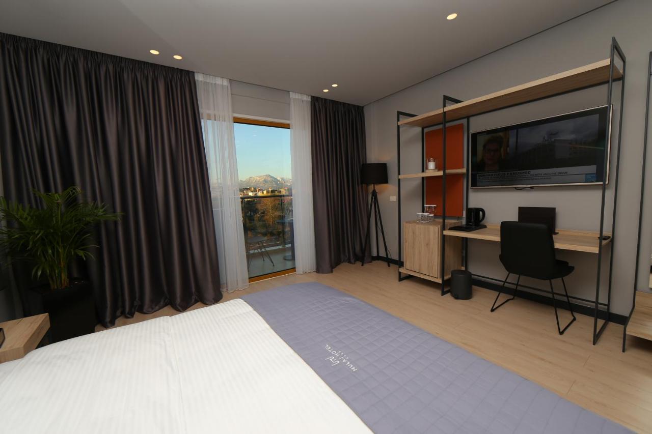 Mulaj Hotel Тирана Экстерьер фото