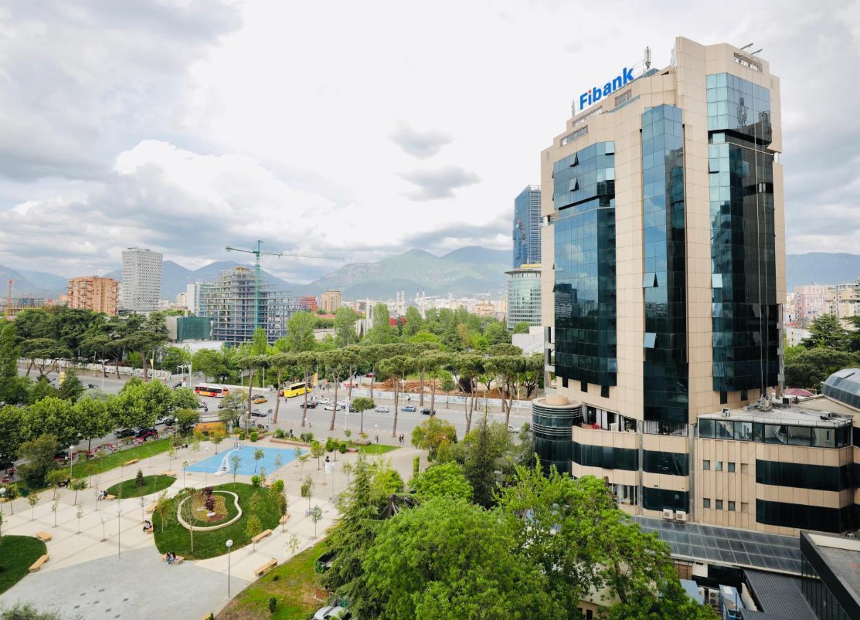 Mulaj Hotel Тирана Экстерьер фото