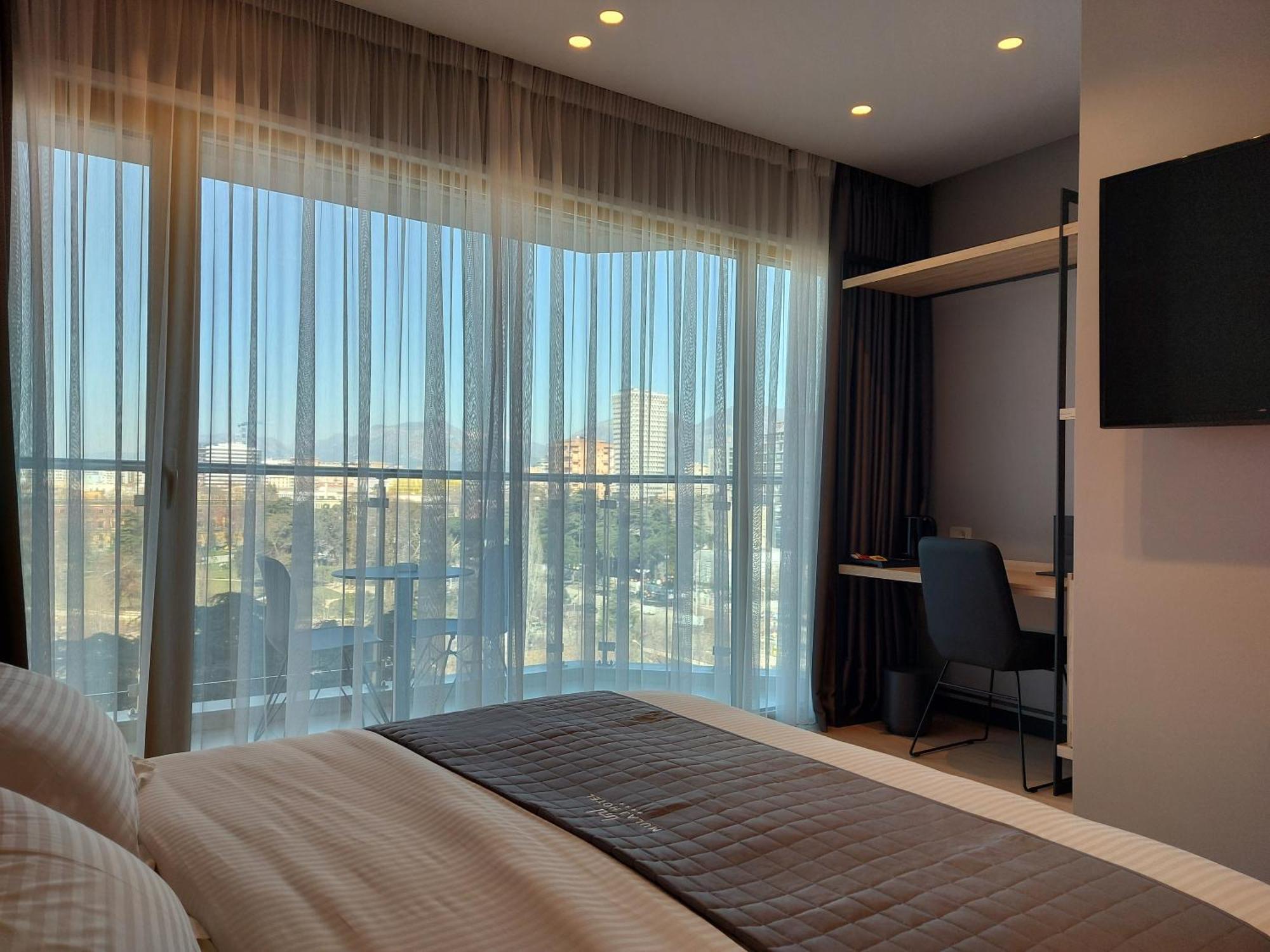Mulaj Hotel Тирана Экстерьер фото