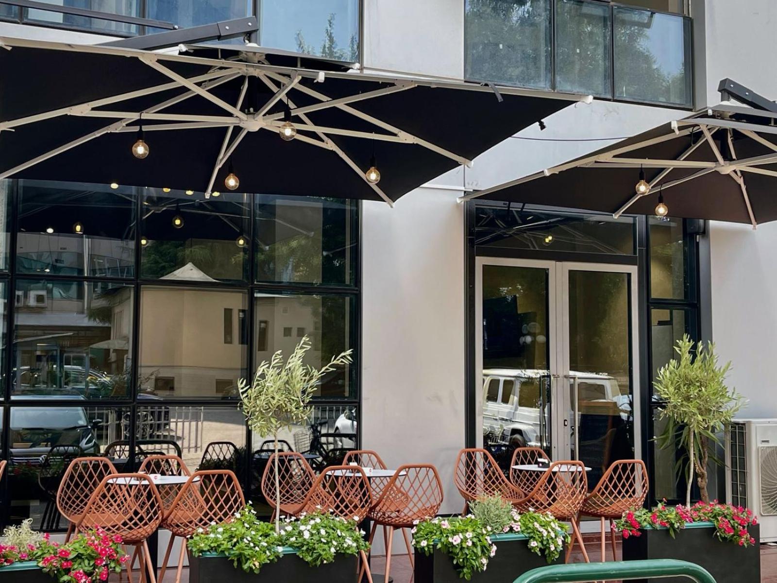 Mulaj Hotel Тирана Экстерьер фото