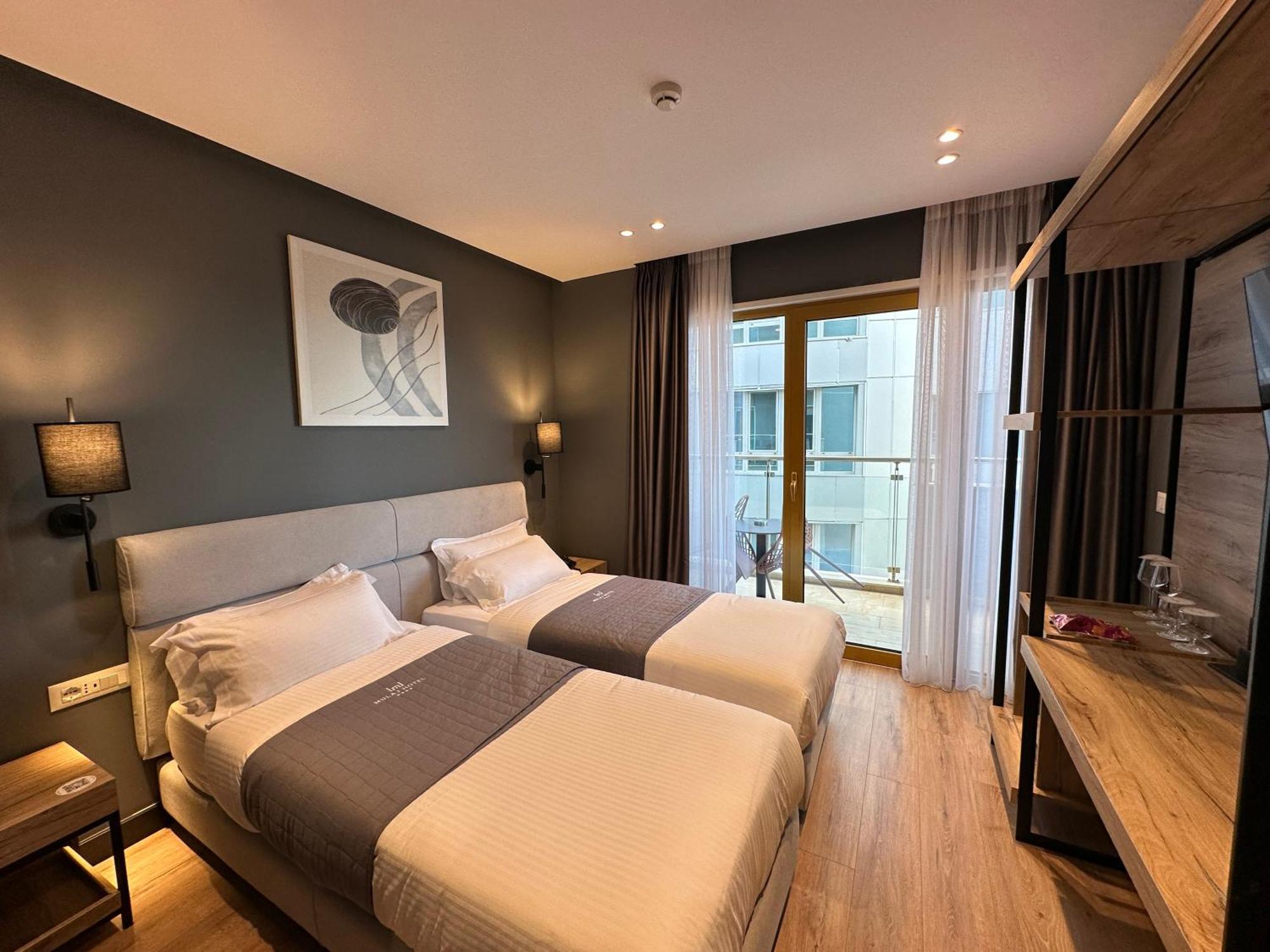 Mulaj Hotel Тирана Экстерьер фото