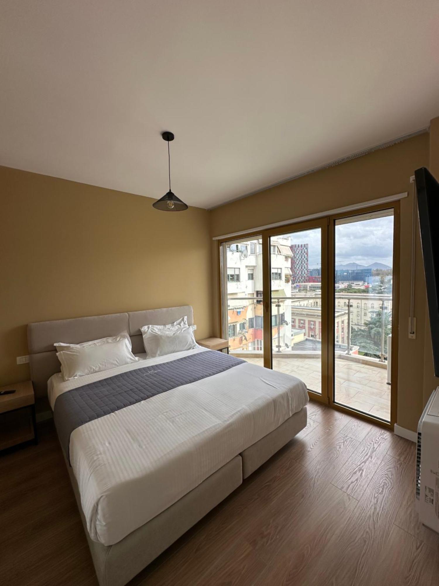 Mulaj Hotel Тирана Экстерьер фото