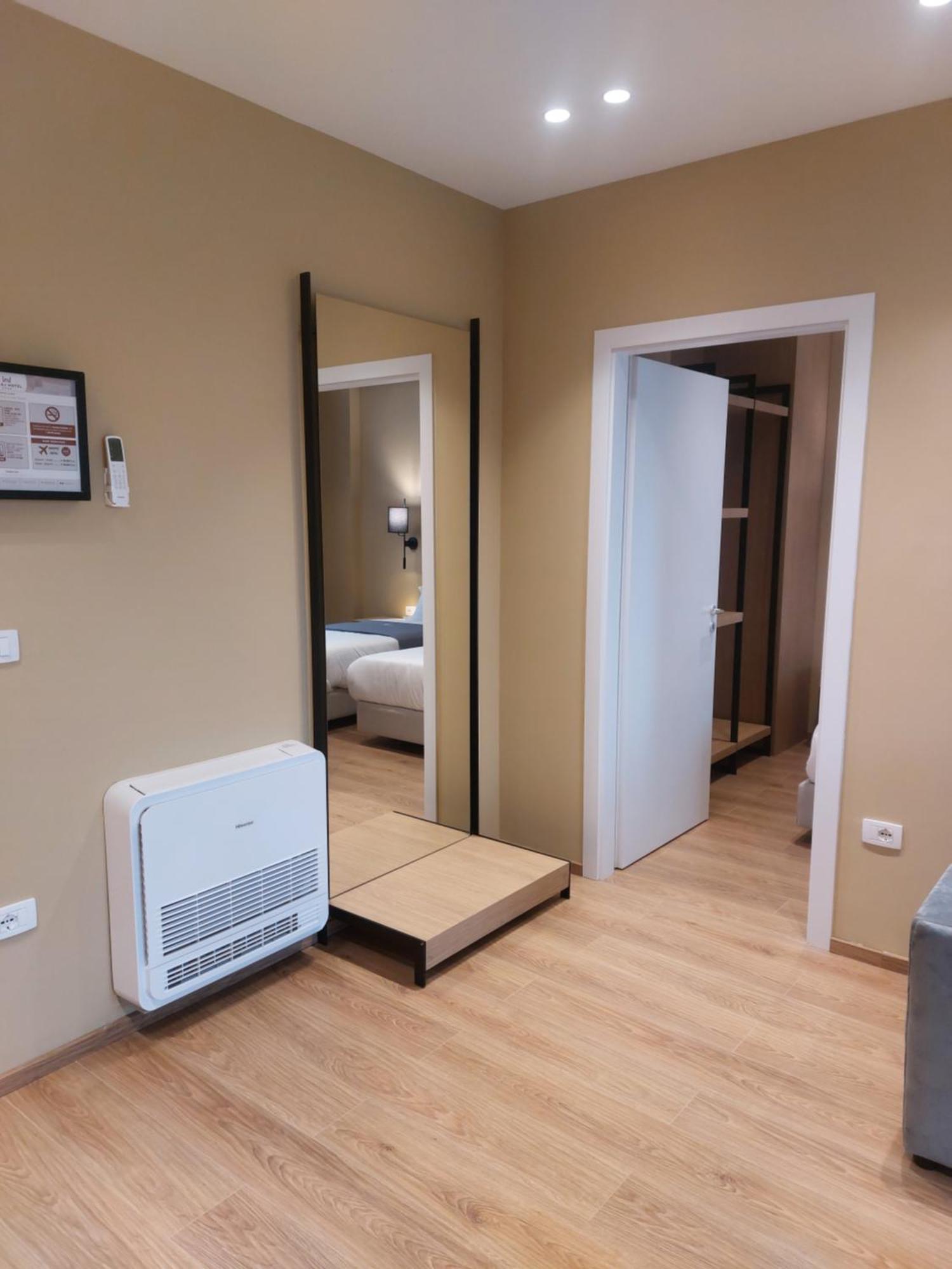 Mulaj Hotel Тирана Экстерьер фото
