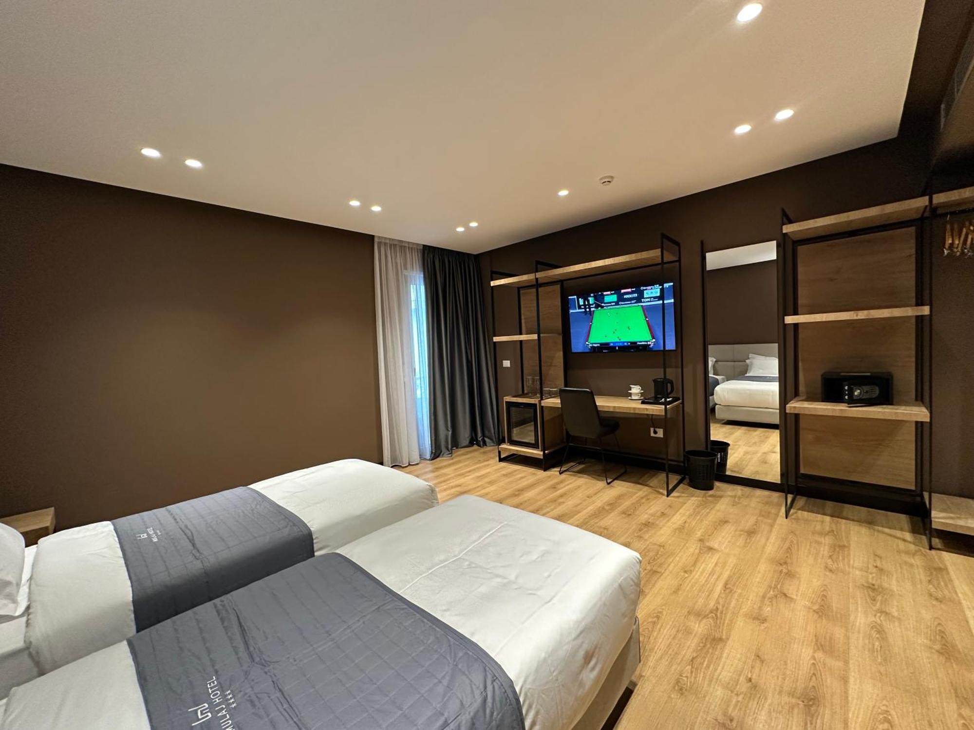 Mulaj Hotel Тирана Экстерьер фото